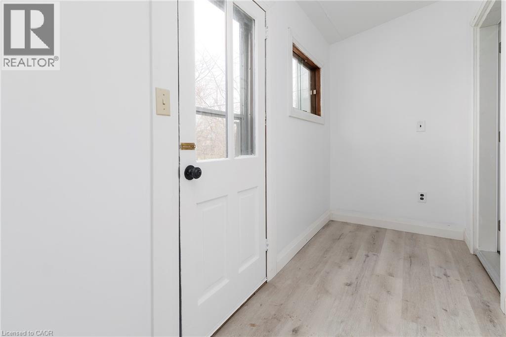 Photo 15 of 27 Harvey Street, Hamilton ON