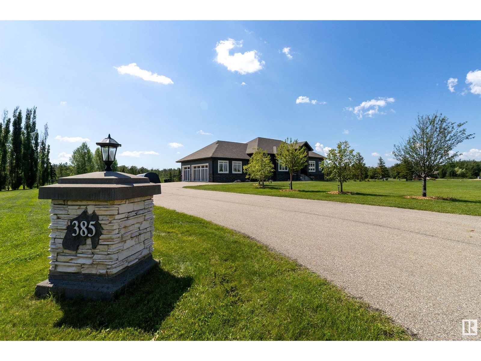 Photo 5 of 385 52422 Rge Road 224, Rural Strathcona County AB