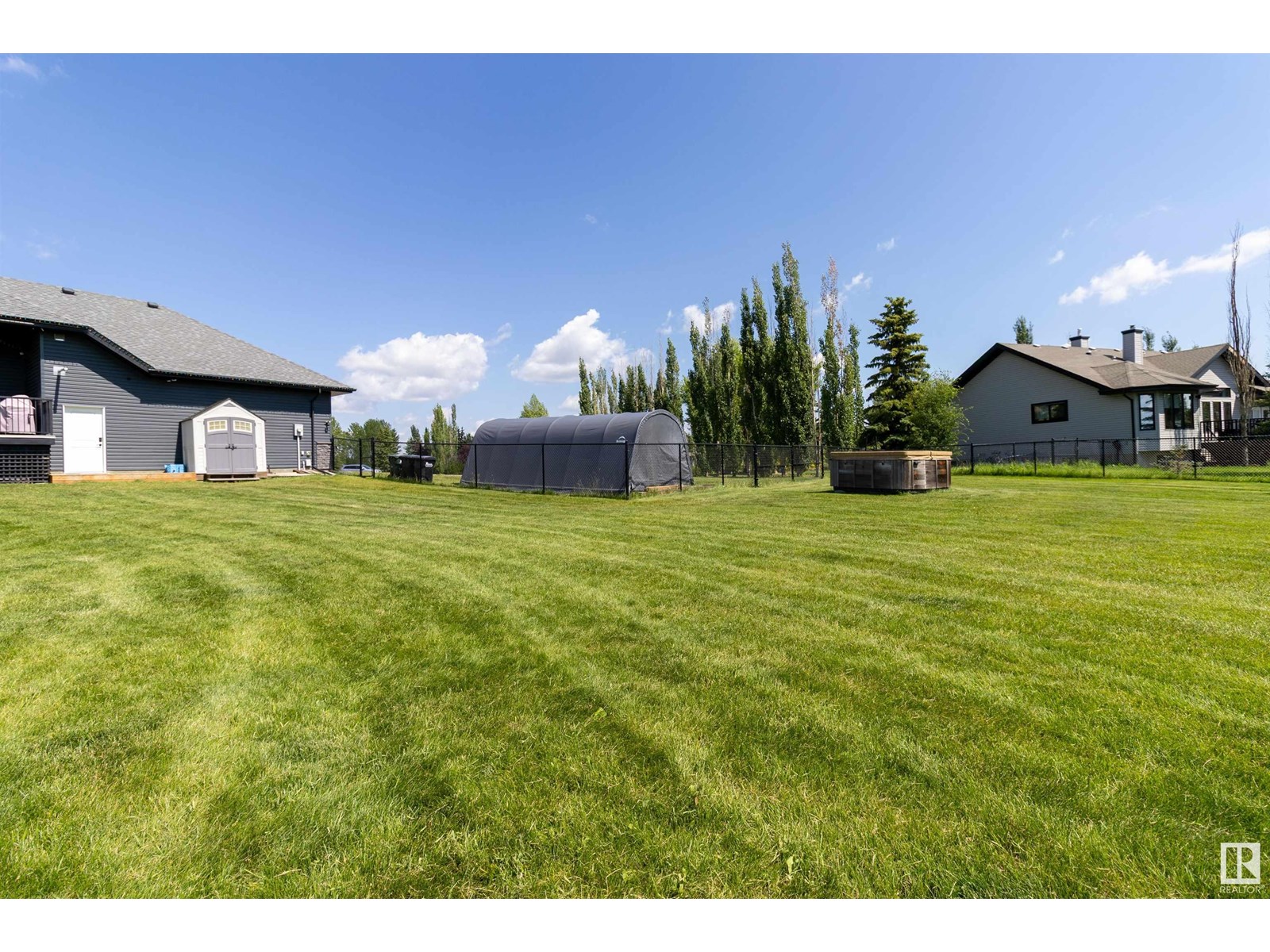 Photo 4 of 385 52422 Rge Road 224, Rural Strathcona County AB