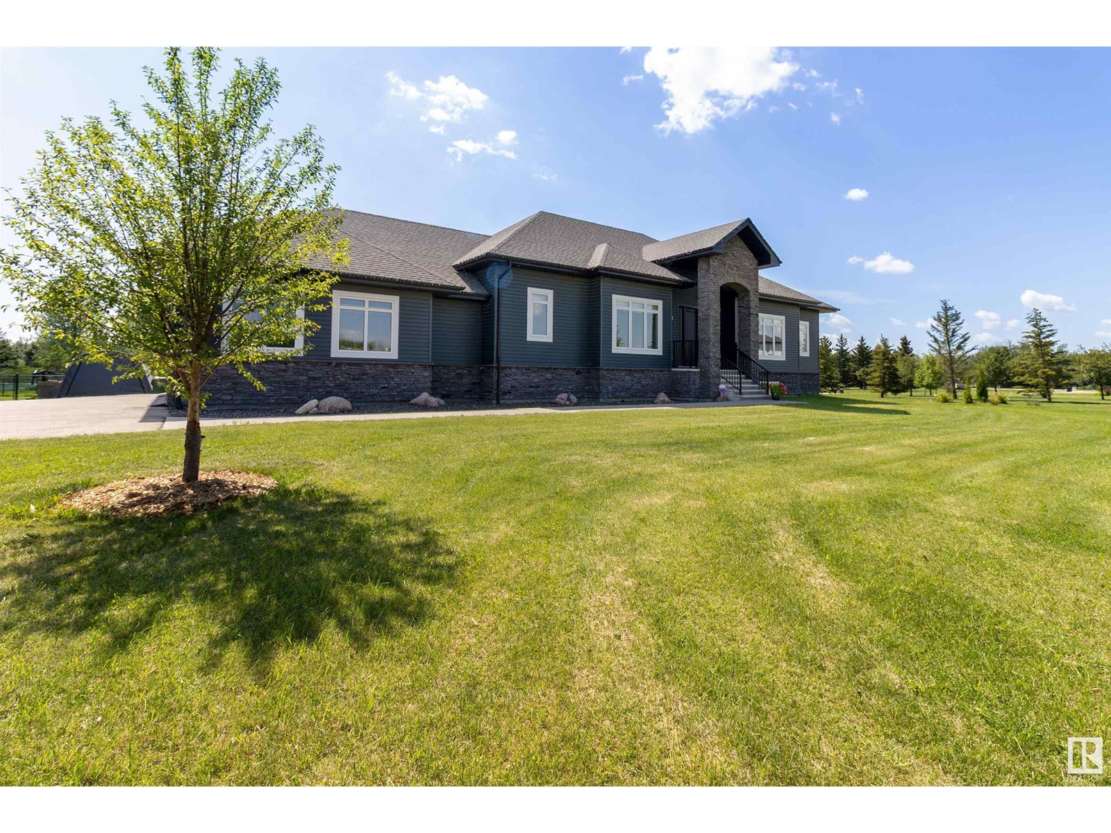 Photo 51 of 385 52422 Rge Road 224, Rural Strathcona County AB