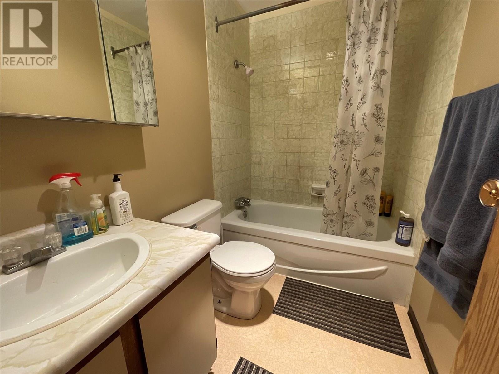 195 Chamberlain Crescent Unit# 202, Tumbler Ridge