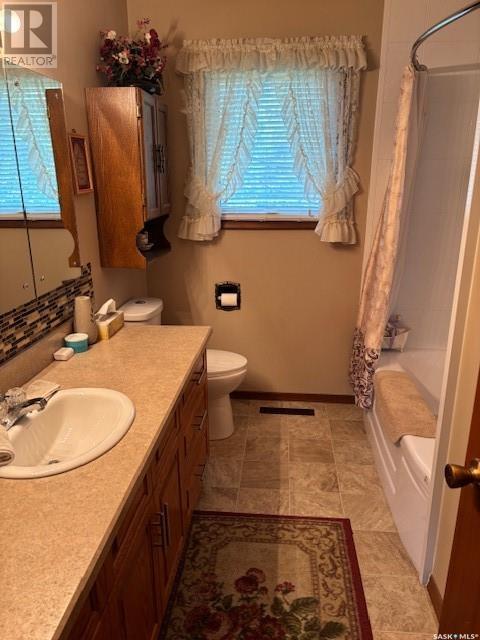 Photo 41 of 204 Shevchenko Crescent, Canora SK