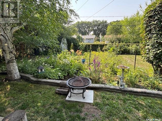 Photo 30 of 204 Shevchenko Crescent, Canora SK