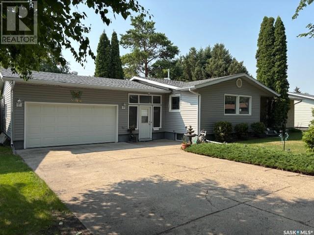 Photo 38 of 204 Shevchenko Crescent, Canora SK