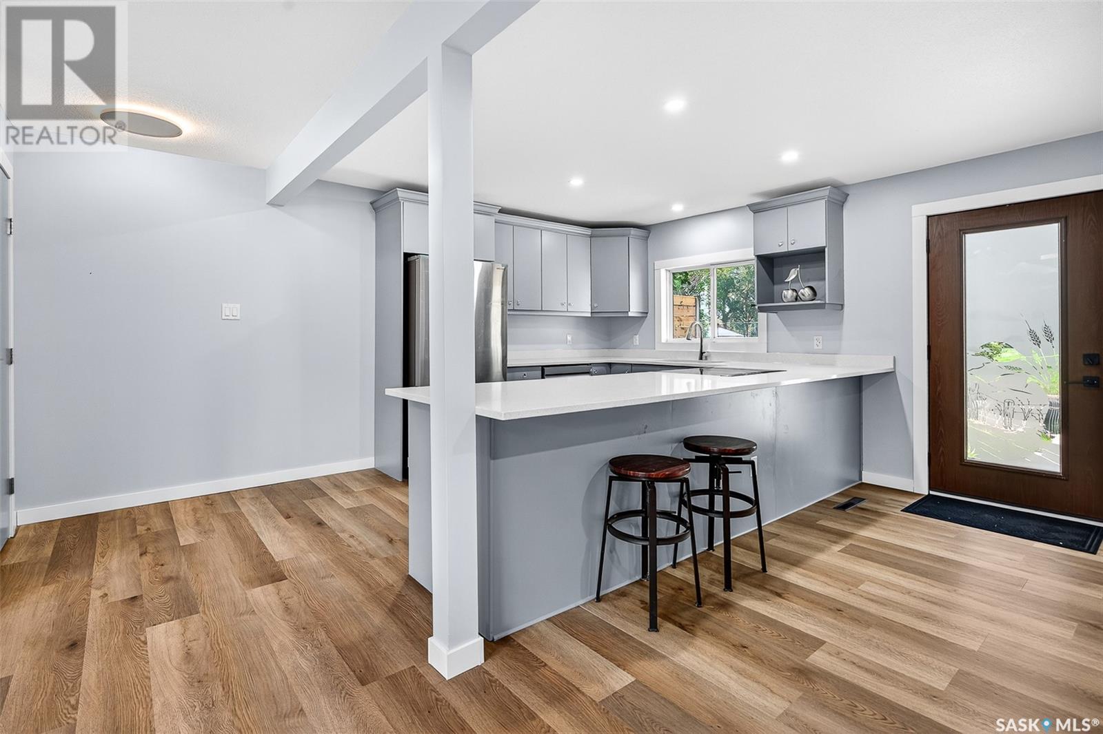 Photo 10 of 895 Willow Avenue, Moose Jaw SK