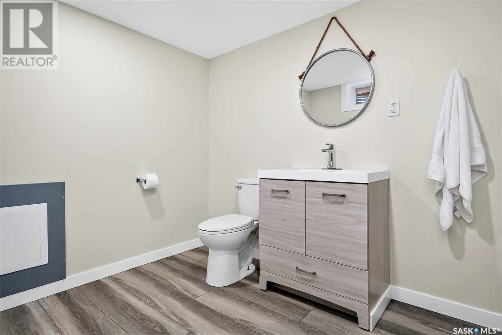 Photo 31 of 895 Willow Avenue, Moose Jaw SK