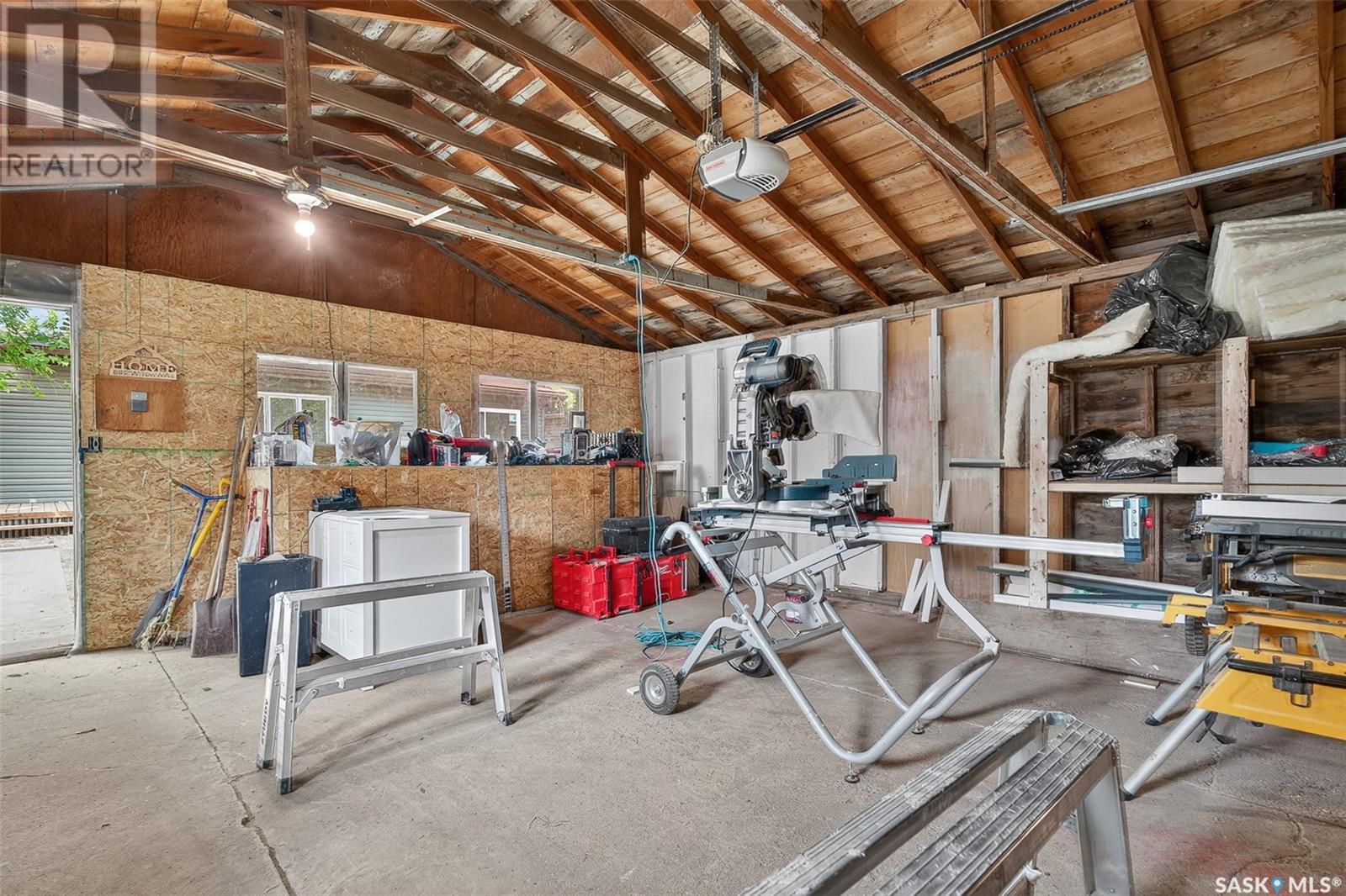 Photo 42 of 895 Willow Avenue, Moose Jaw SK