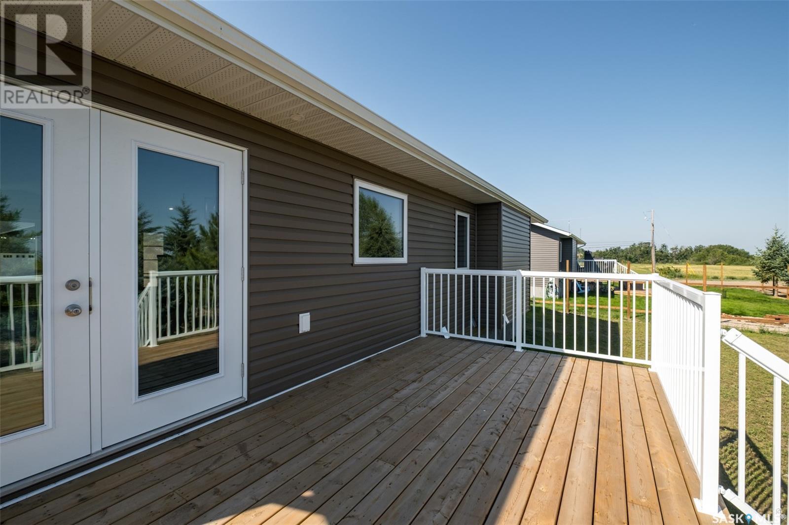 Photo 27 of 216 Kestrel Court, Rosthern SK