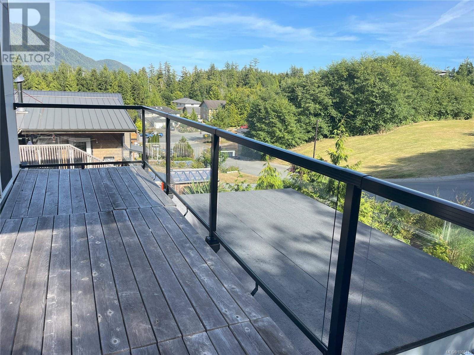 604 Alberto Rd, Tofino