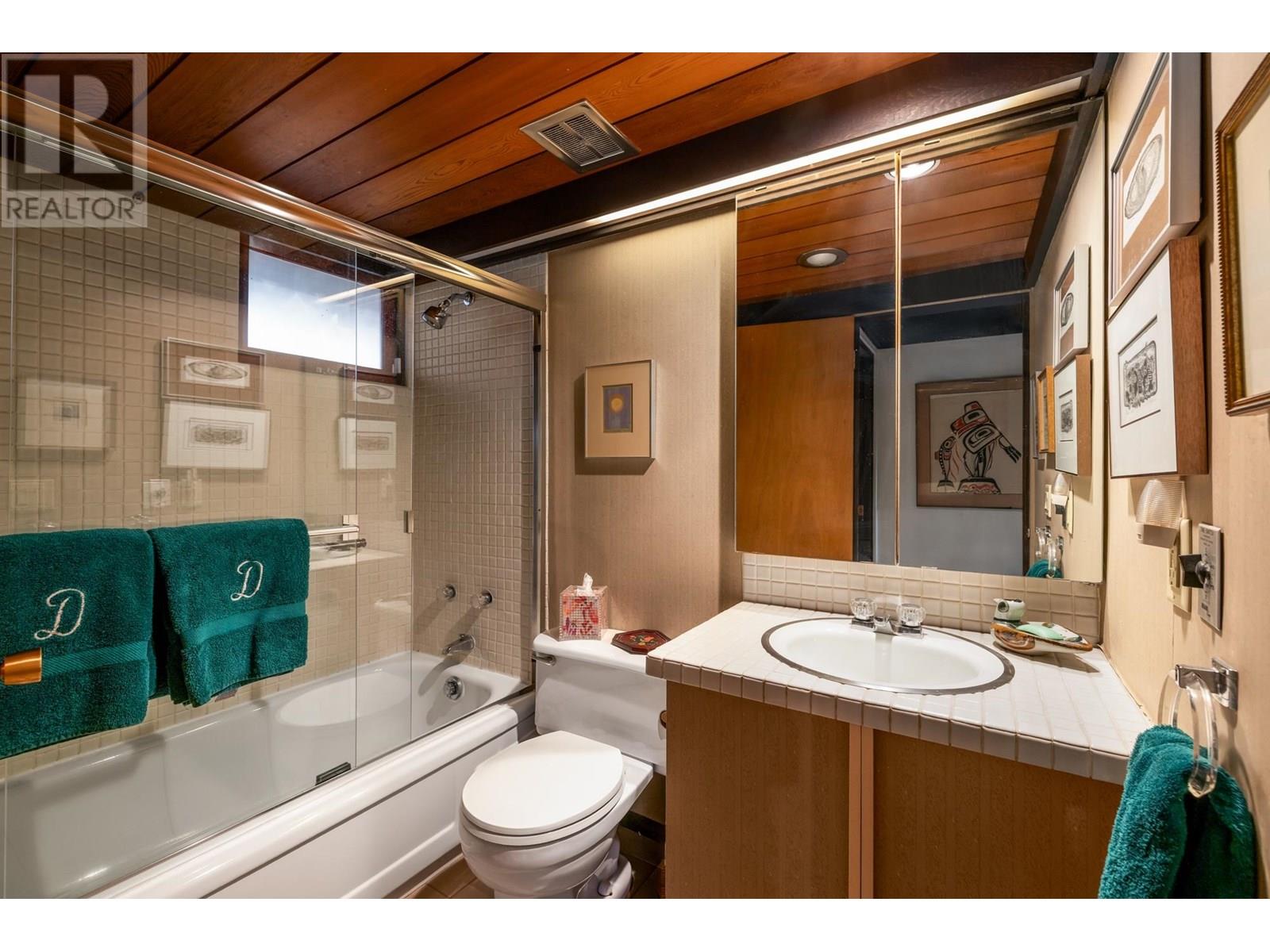 Photo 31 of 6821 Laurel Street, Vancouver BC