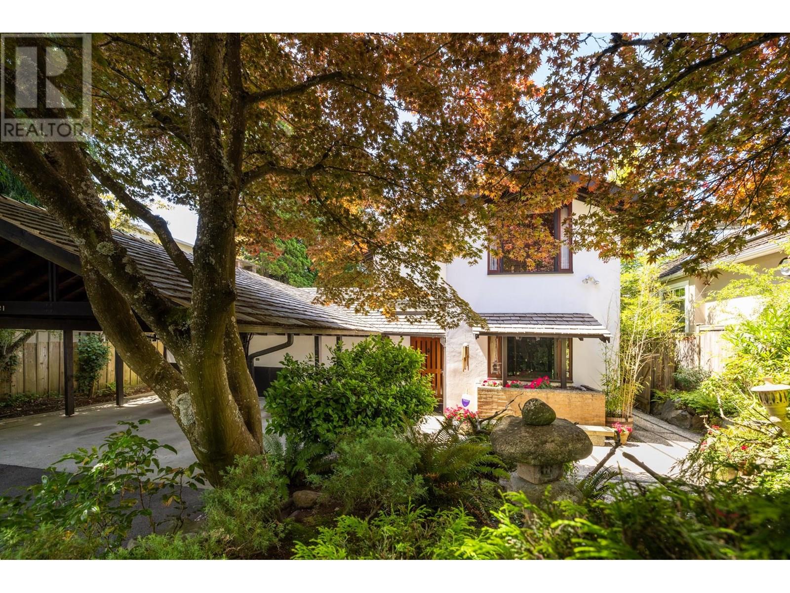 Photo 13 of 6821 Laurel Street, Vancouver BC