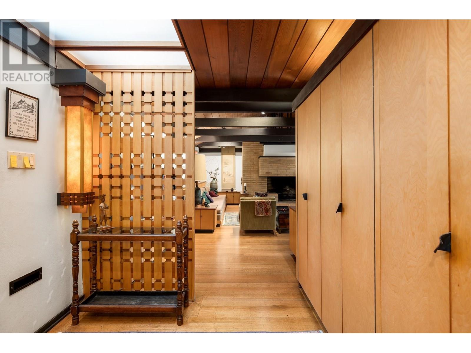 Photo 10 of 6821 Laurel Street, Vancouver BC