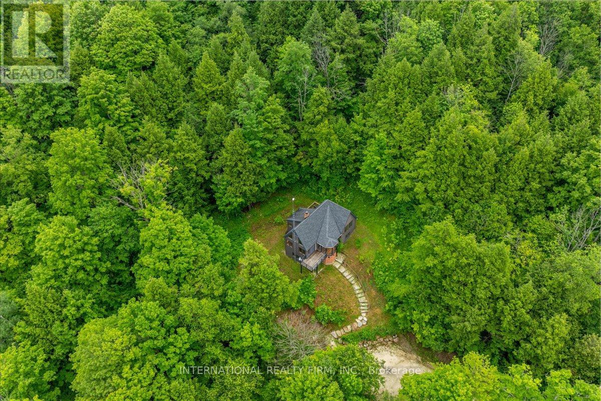Photo 34 of 2445 Riverside Drive, Clearview ON