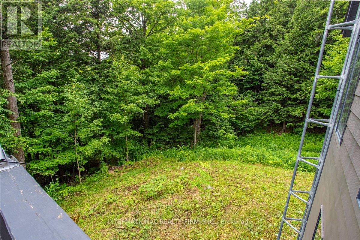 Photo 25 of 2445 Riverside Drive, Clearview ON