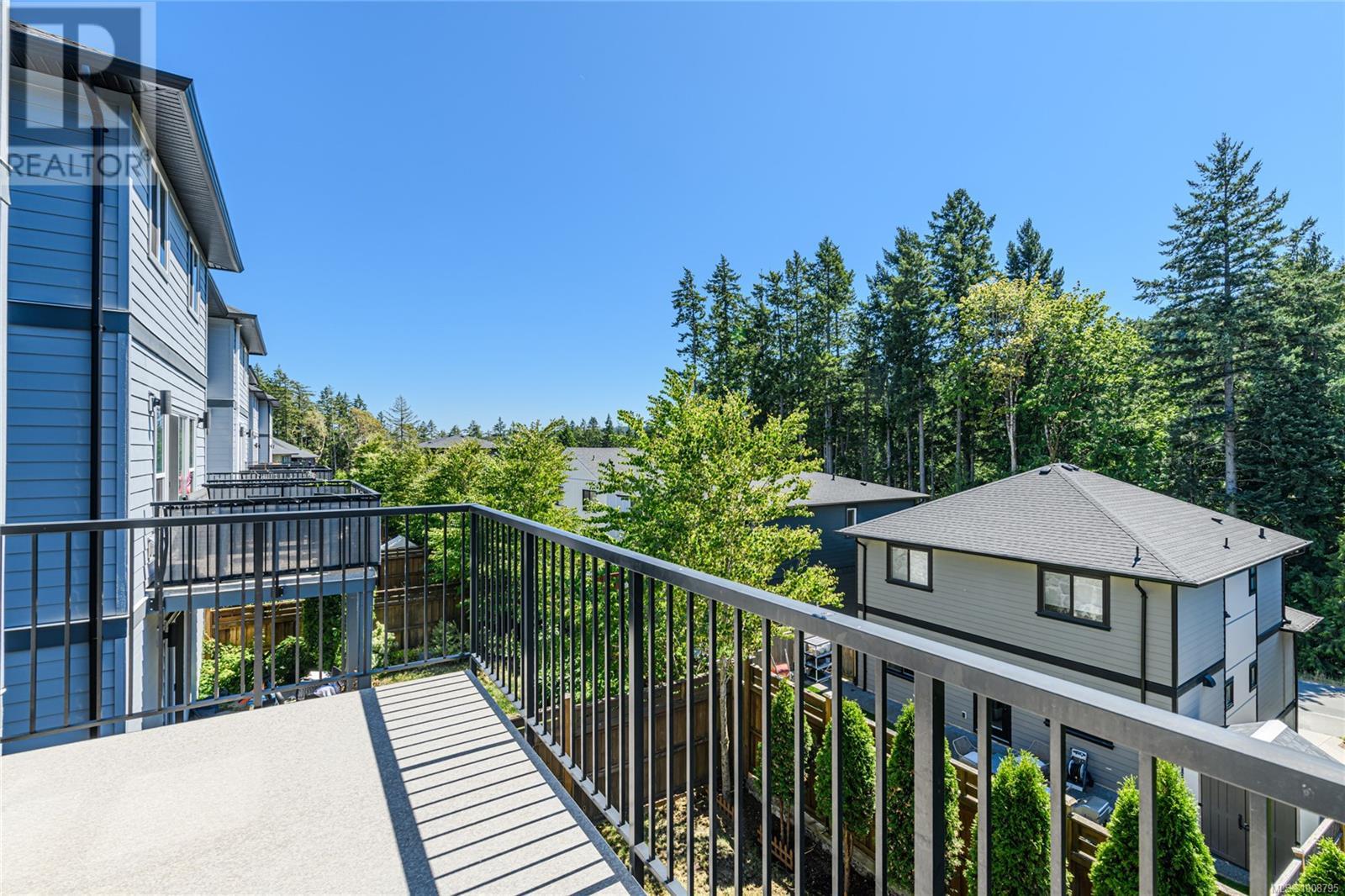 Photo 11 of 1256 Solstice Cres, Langford BC