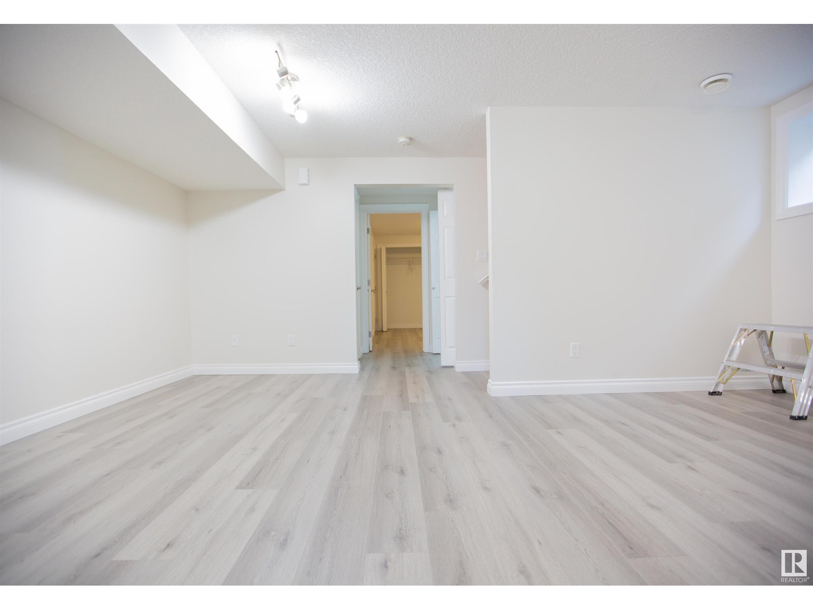Photo 18 of 11215 125 St Nw, Edmonton AB