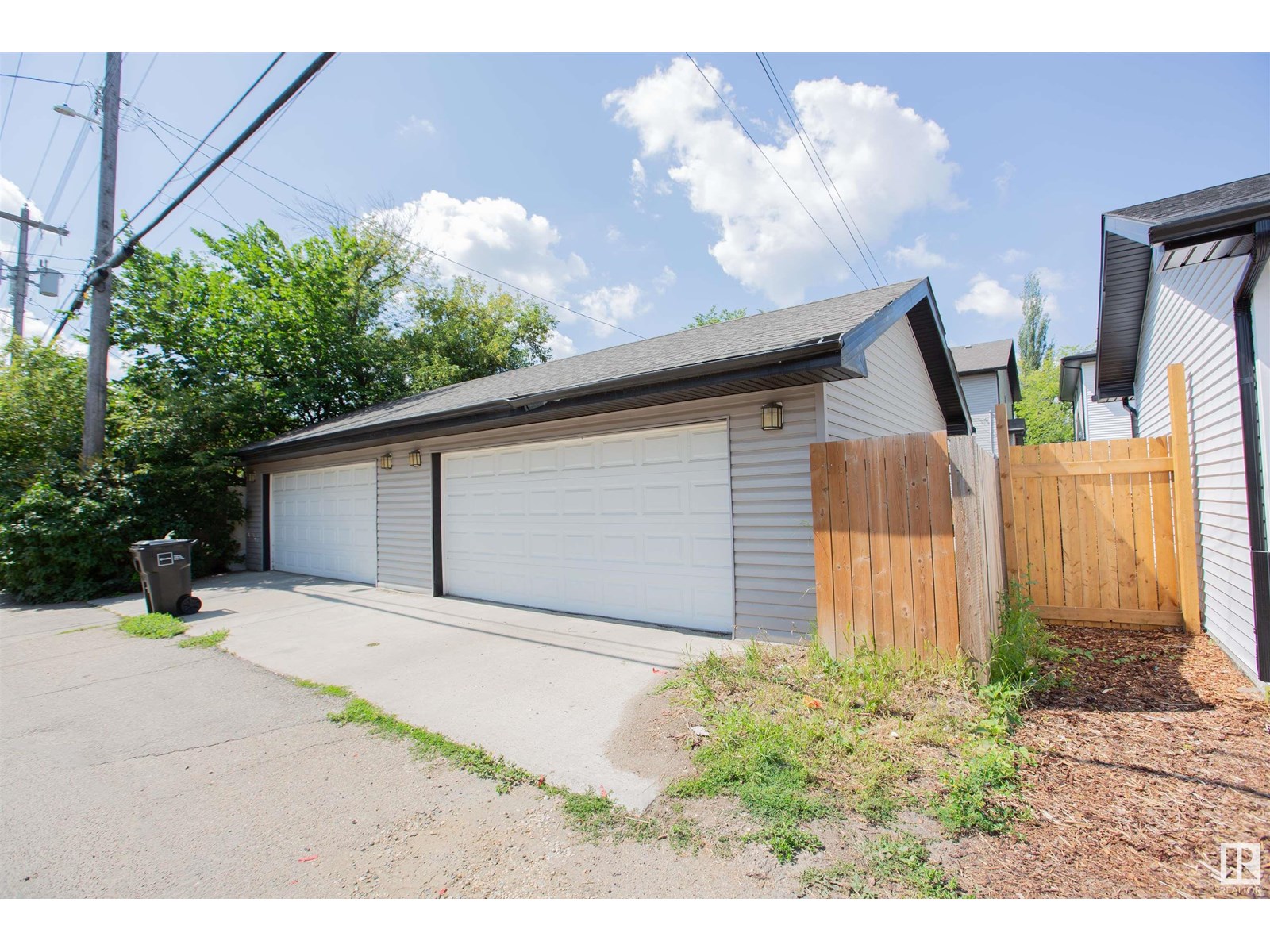 Photo 16 of 11215 125 St Nw, Edmonton AB