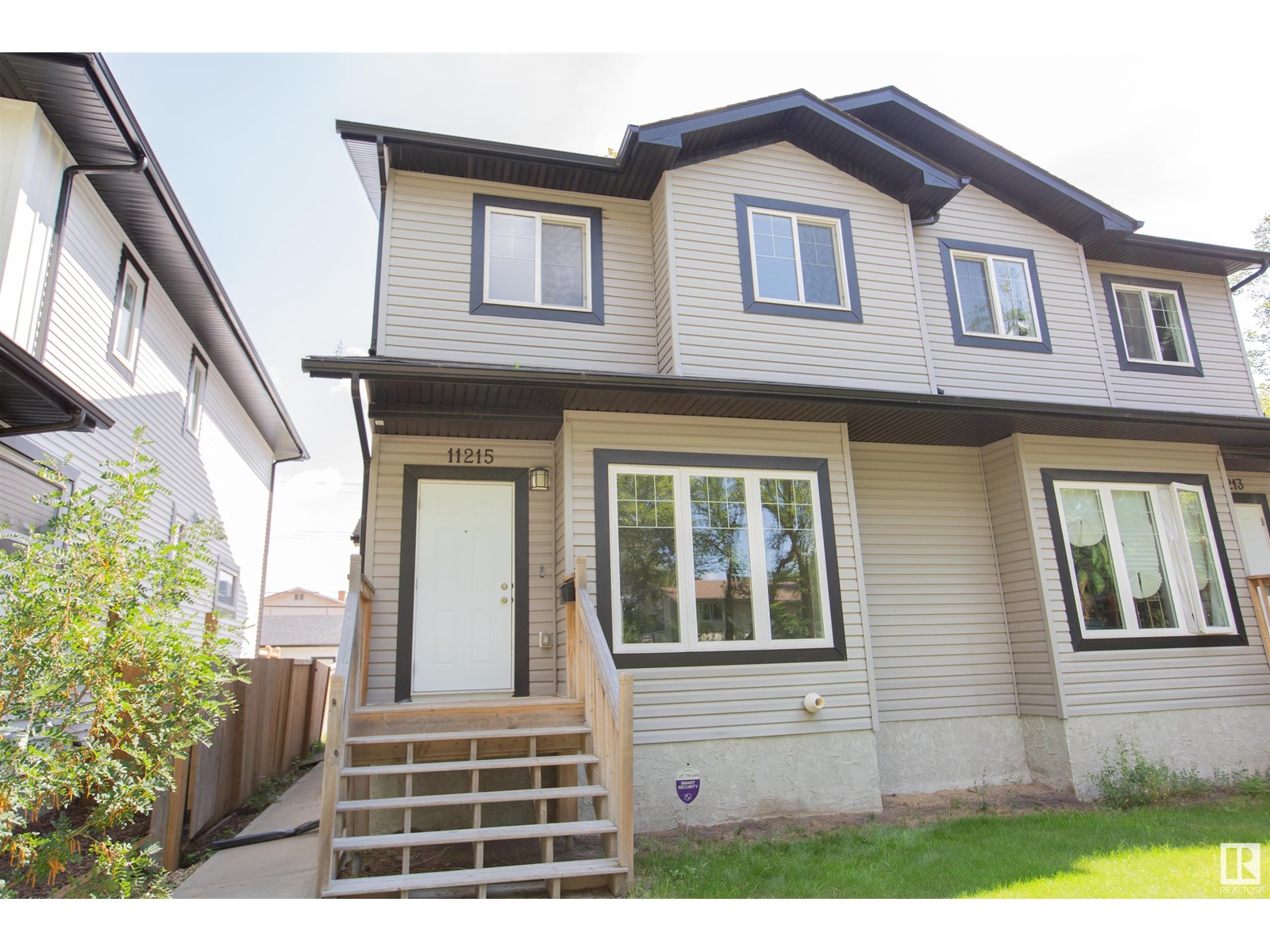 Photo 2 of 11215 125 St Nw, Edmonton AB