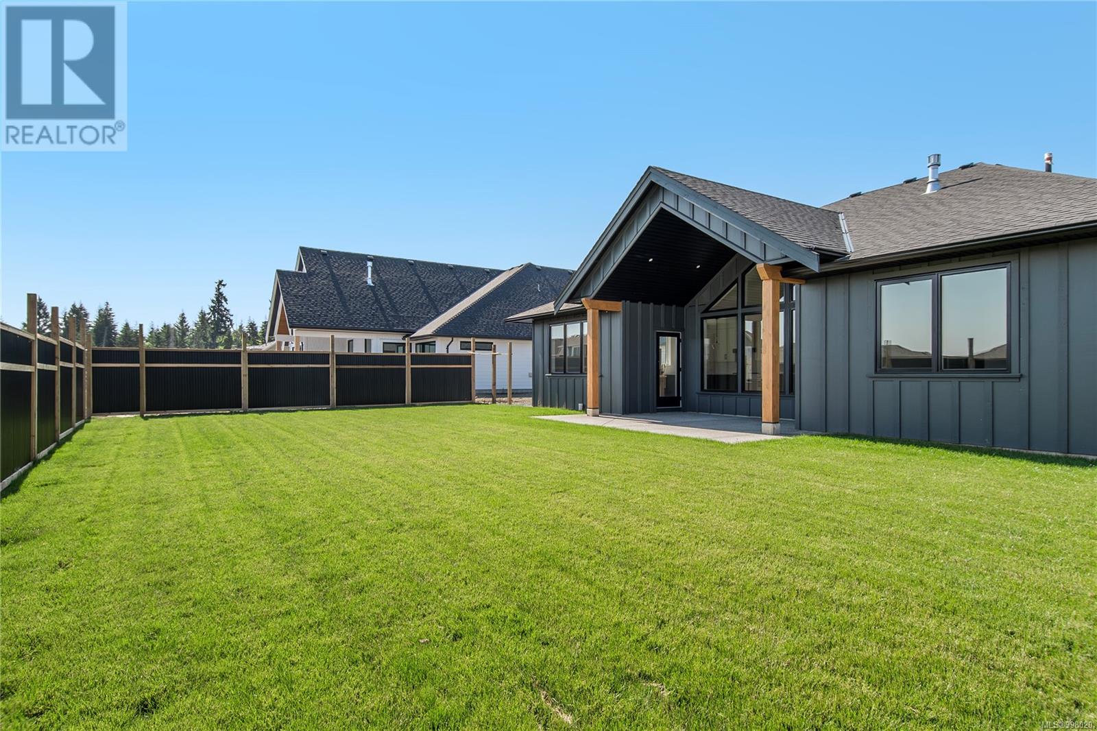 Photo 20 of 3428 Rhys Rd, Courtenay BC