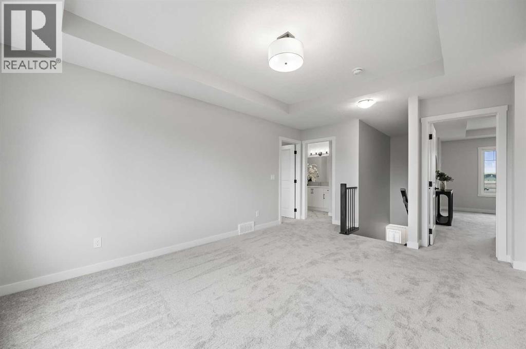 Photo 3 of 2754 Baywater Landing Sw, Airdrie AB