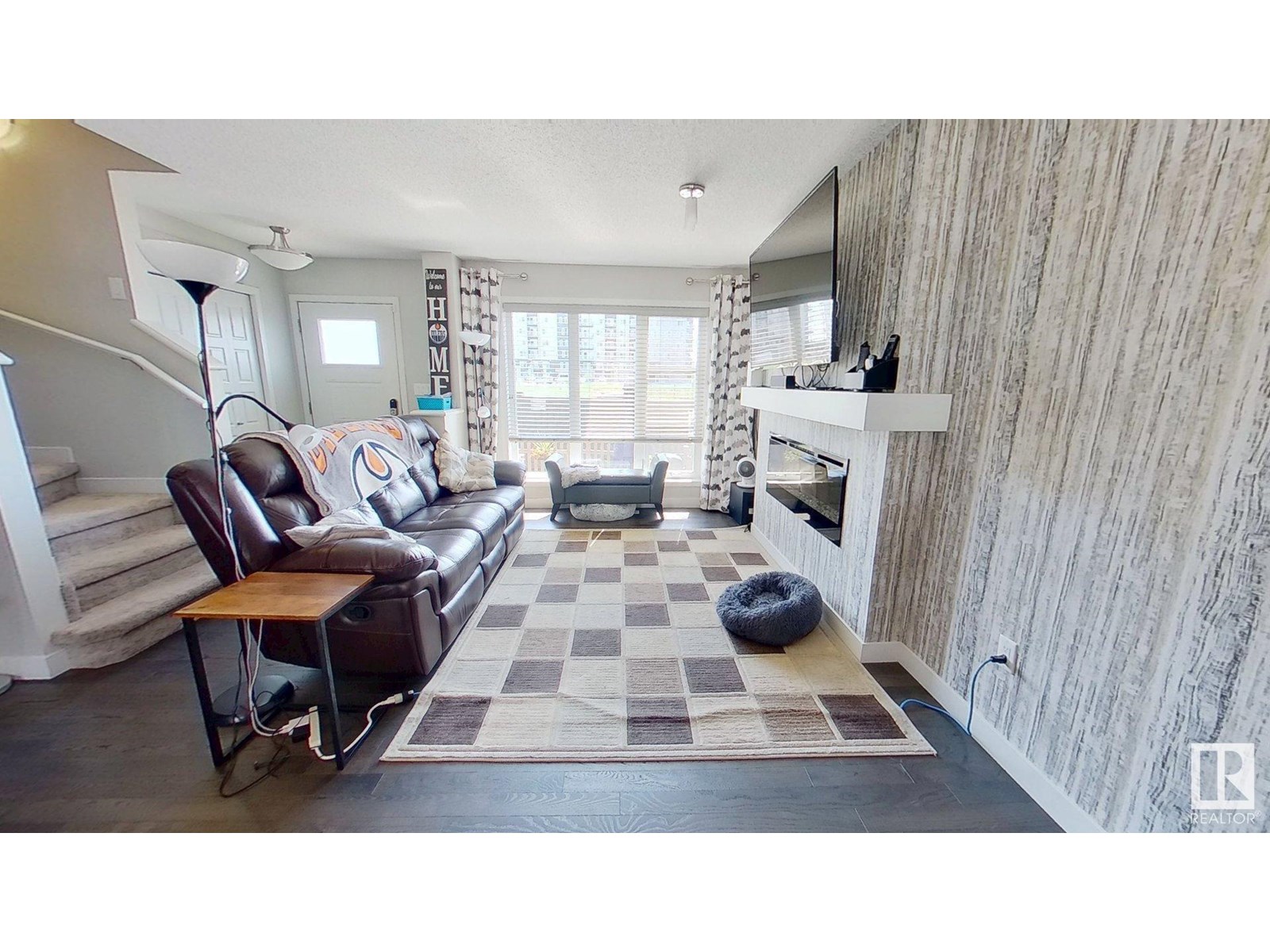 Photo 13 of 26 4470 Prowse Rd Sw, Edmonton AB