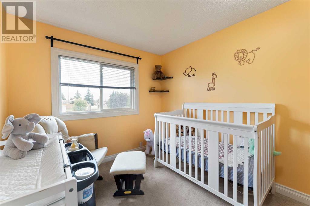 Single Family House for Sale in  Woodborough Terrace SW Woodbine Calgary 