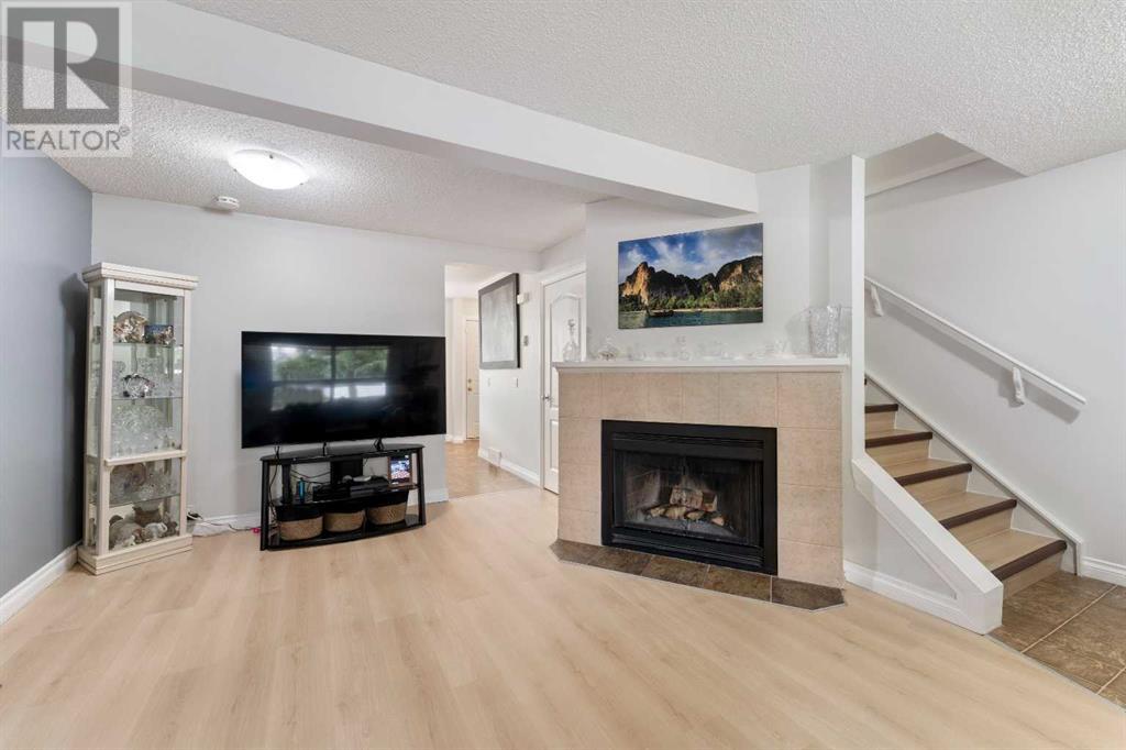 Single Family House for Sale in  Woodborough Terrace SW Woodbine Calgary 
