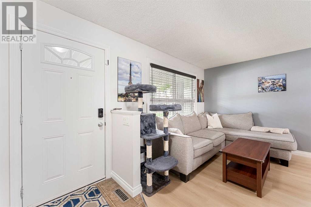 Single Family House for Sale in  Woodborough Terrace SW Woodbine Calgary 