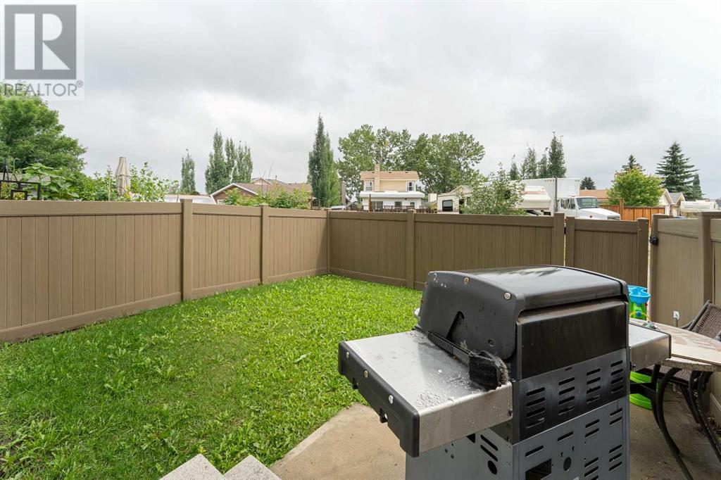 Single Family House for Sale in  Woodborough Terrace SW Woodbine Calgary 