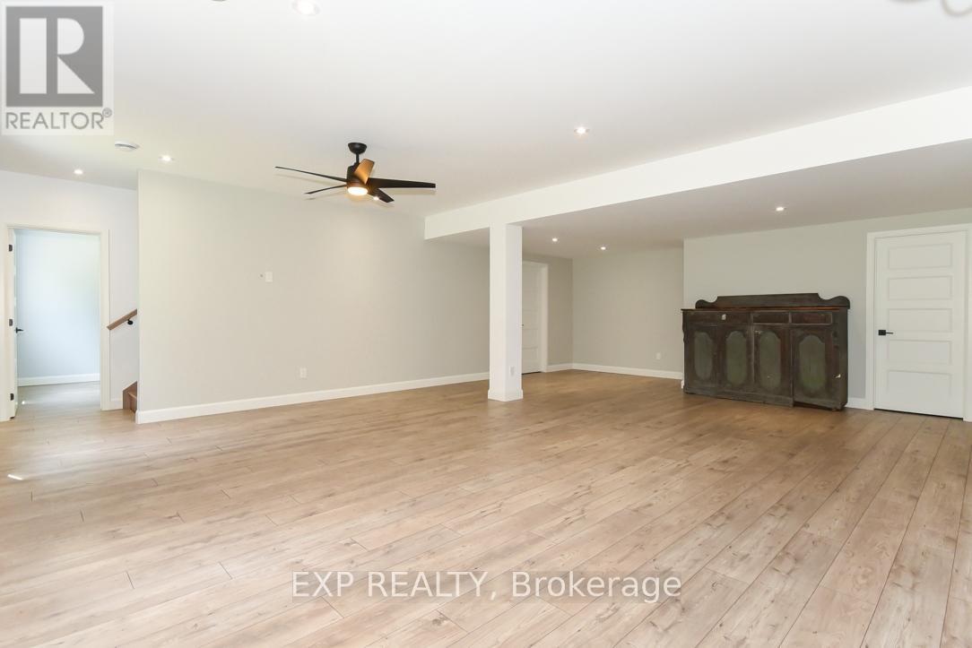 Photo 19 of 1579 Rollin Road, Clarencerockland ON