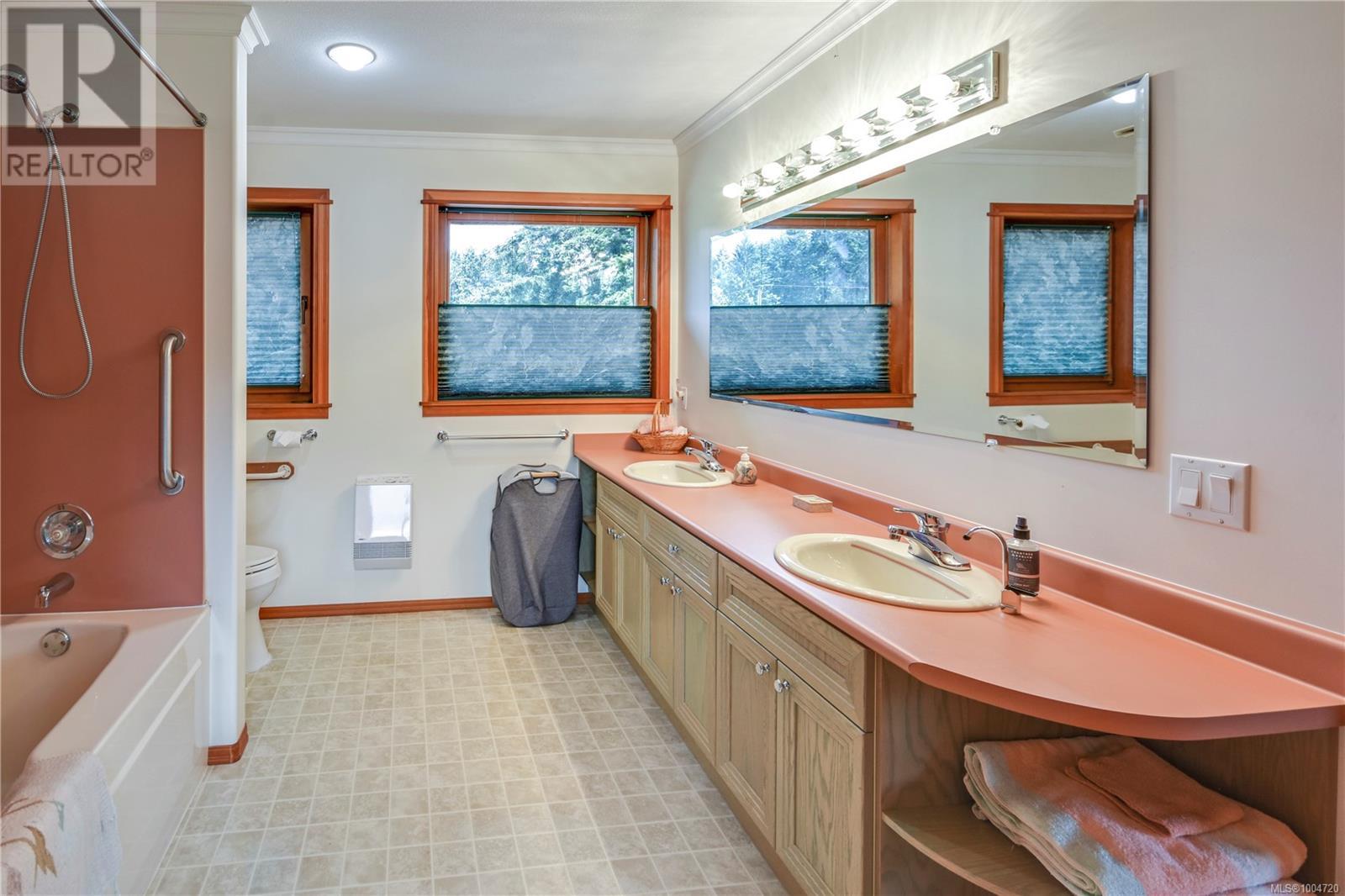 2700 Ritten Rd, Nanaimo