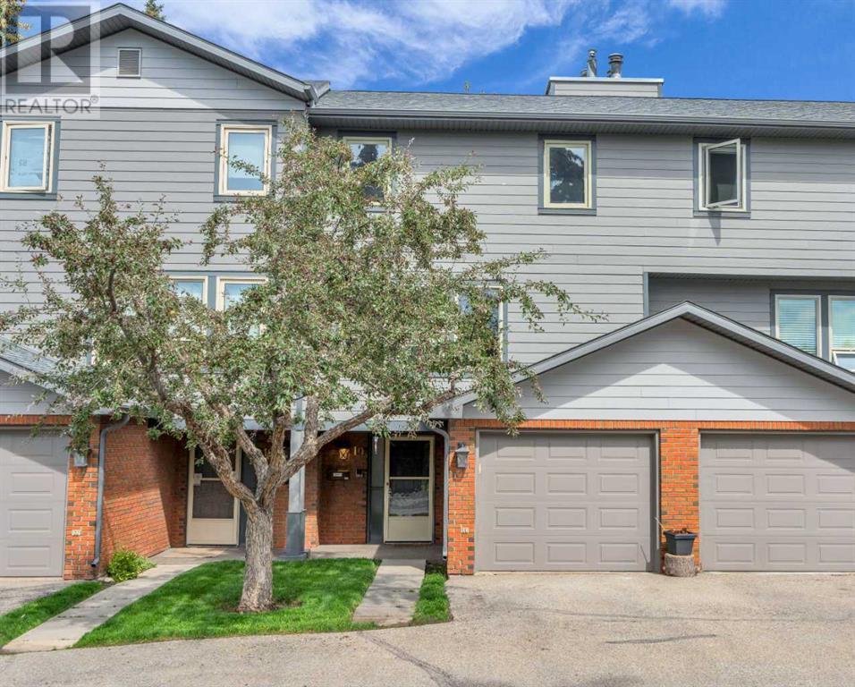 Single Family House 5 Level for Sale in   Woodacres Crescent SW Woodbine Calgary 