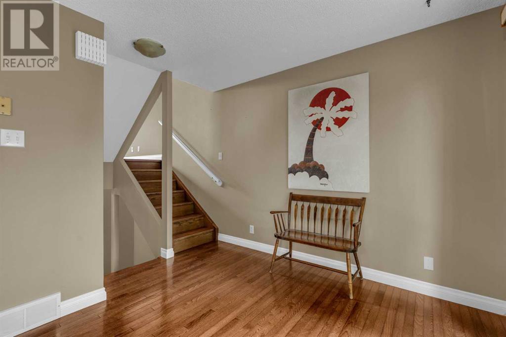 Single Family House 5 Level for Sale in   Woodacres Crescent SW Woodbine Calgary 
