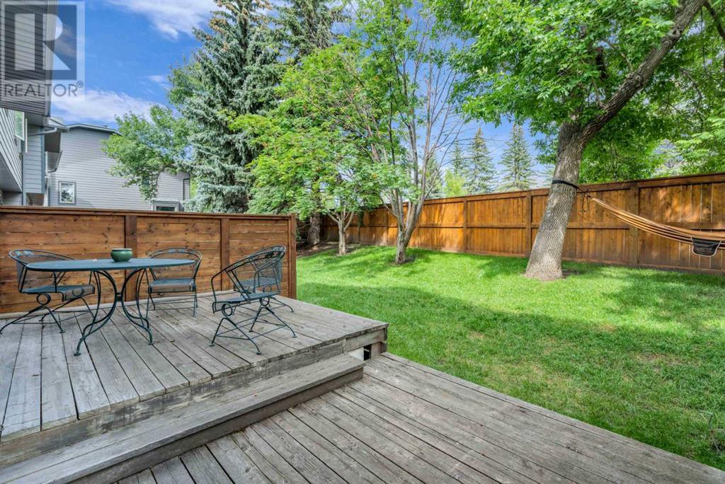 19, 64 Woodacres Crescent SW, Calgary, Alberta