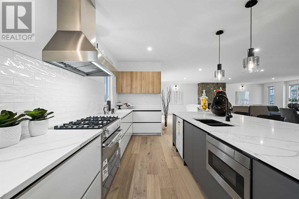 Single Family House for Sale in  Malibou Road SW Meadowlark Park Calgary 