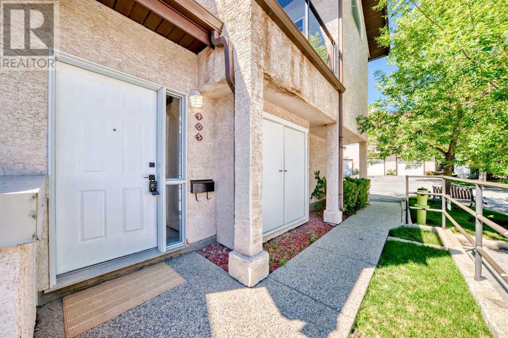 Single Family House Bungalow for Sale in   Sirocco Drive SW Signal Hill Calgary 