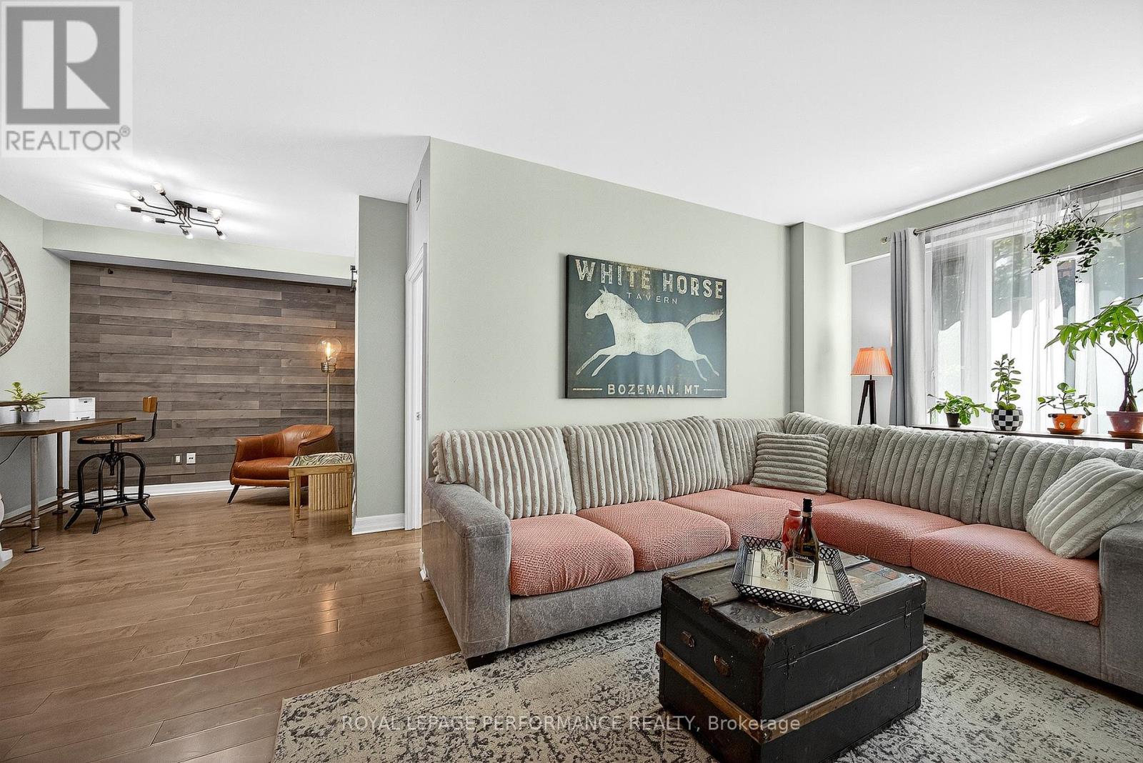 Photo 25 of 103 200 Besserer Street, Ottawa ON