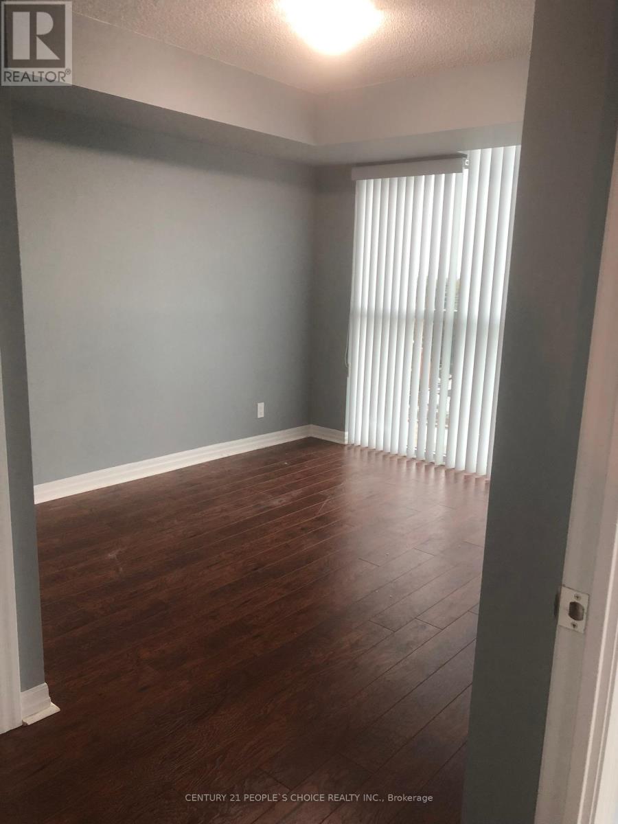 Photo 4 of 812 80 Esther Lorrie Drive, Toronto ON