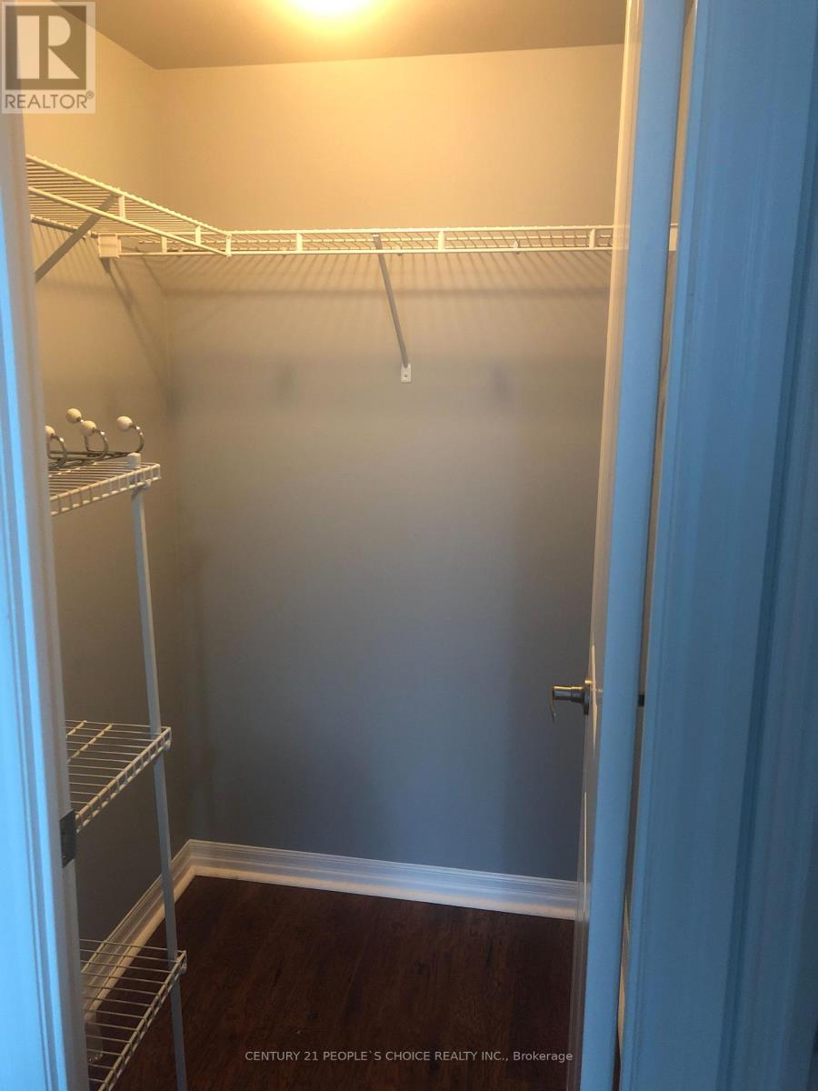 Photo 7 of 812 80 Esther Lorrie Drive, Toronto ON