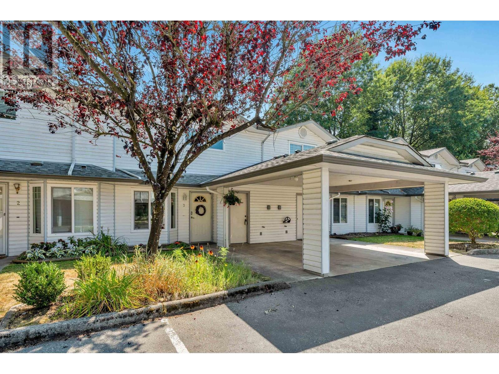 Photo 35 of 3 11757 207 Street, Maple Ridge BC