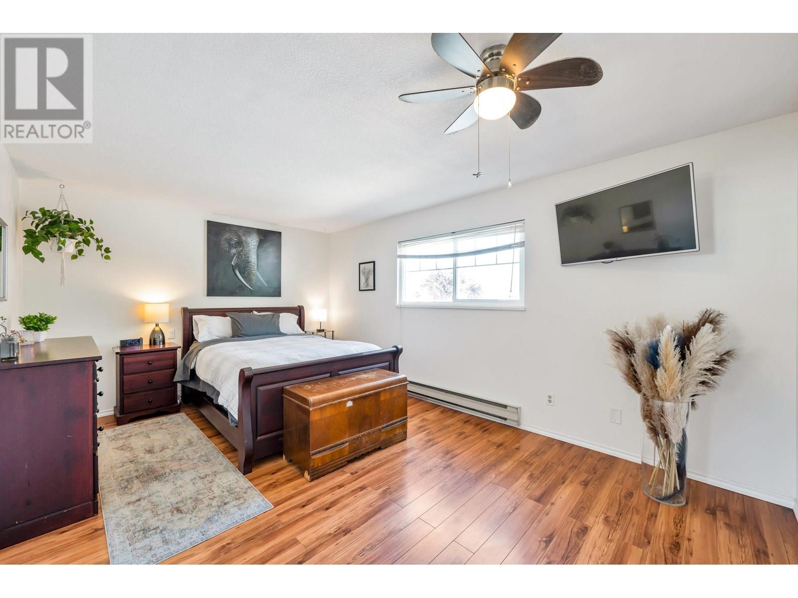 Photo 23 of 3 11757 207 Street, Maple Ridge BC