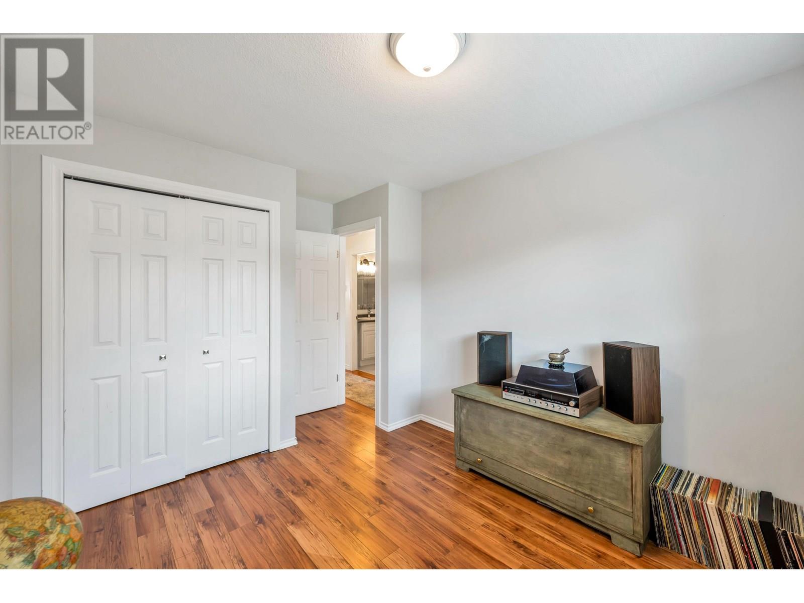 Photo 34 of 3 11757 207 Street, Maple Ridge BC