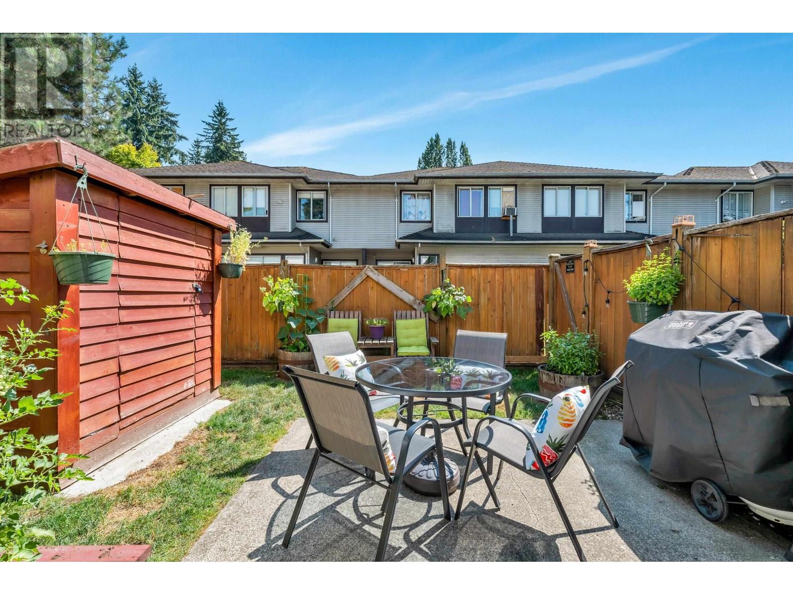 Photo 11 of 3 11757 207 Street, Maple Ridge BC