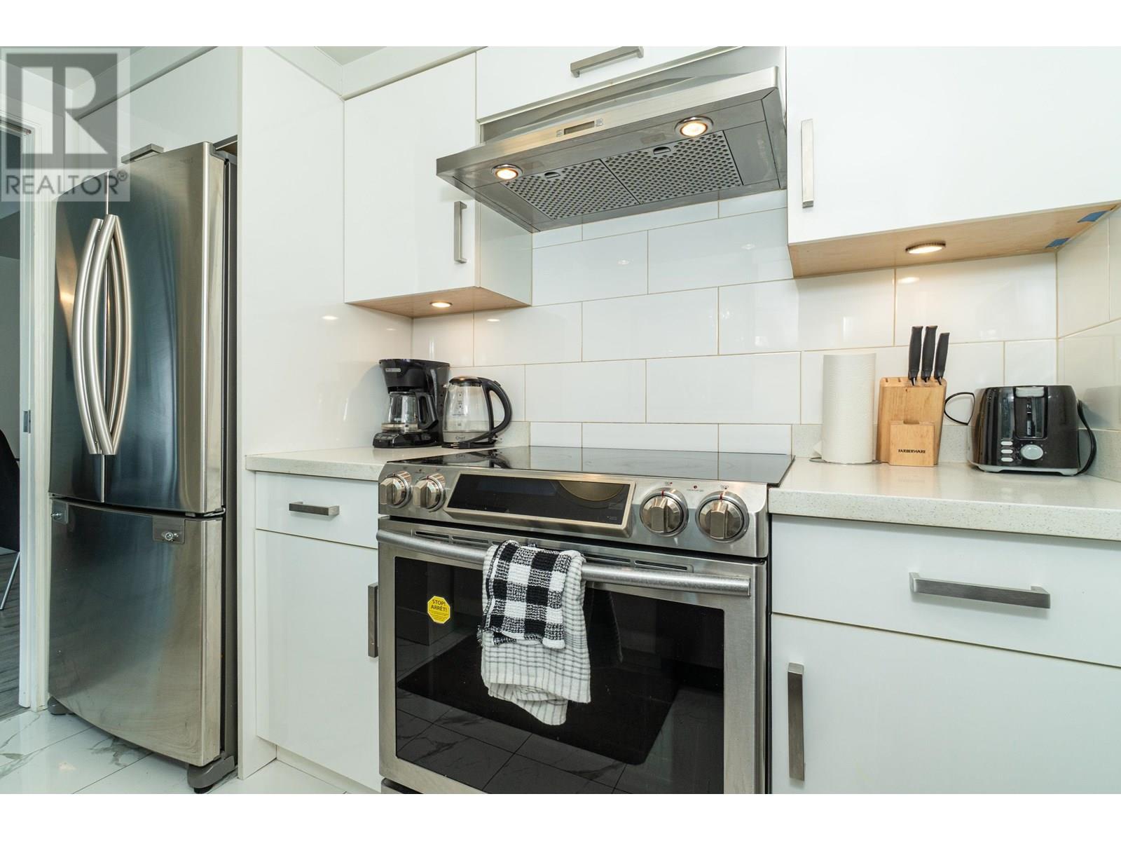 Photo 36 of 2205 1238 Melville Street, Vancouver BC