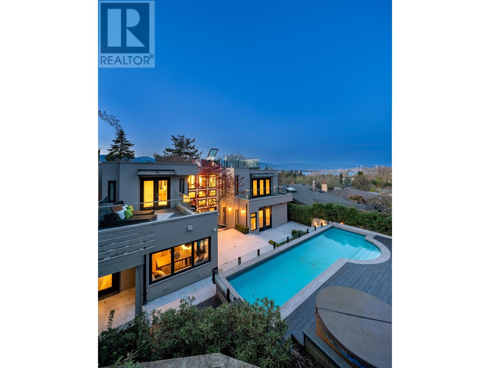 Photo 12 of 4524 W 1st Avenue, Vancouver BC