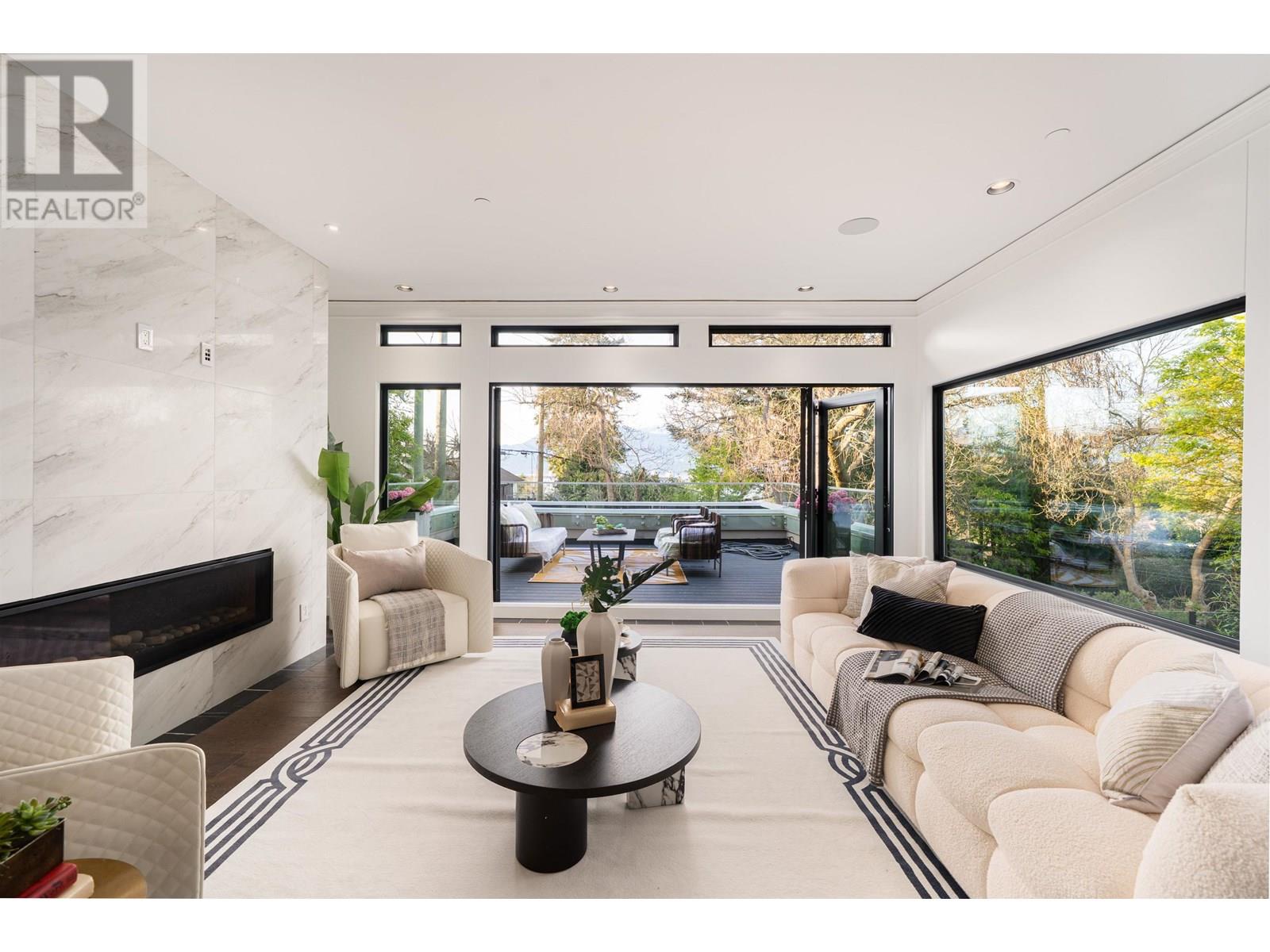 Photo 6 of 4524 W 1st Avenue, Vancouver BC