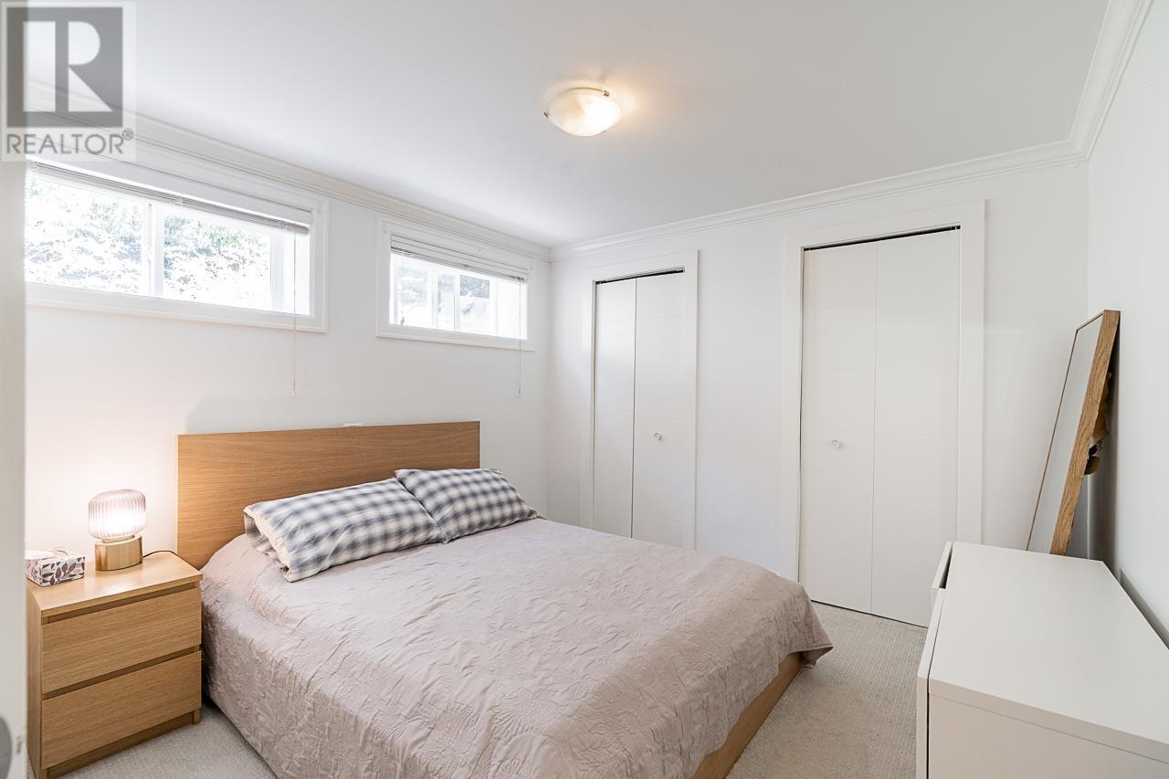 Photo 31 of 8240 Manson Drive, Burnaby BC
