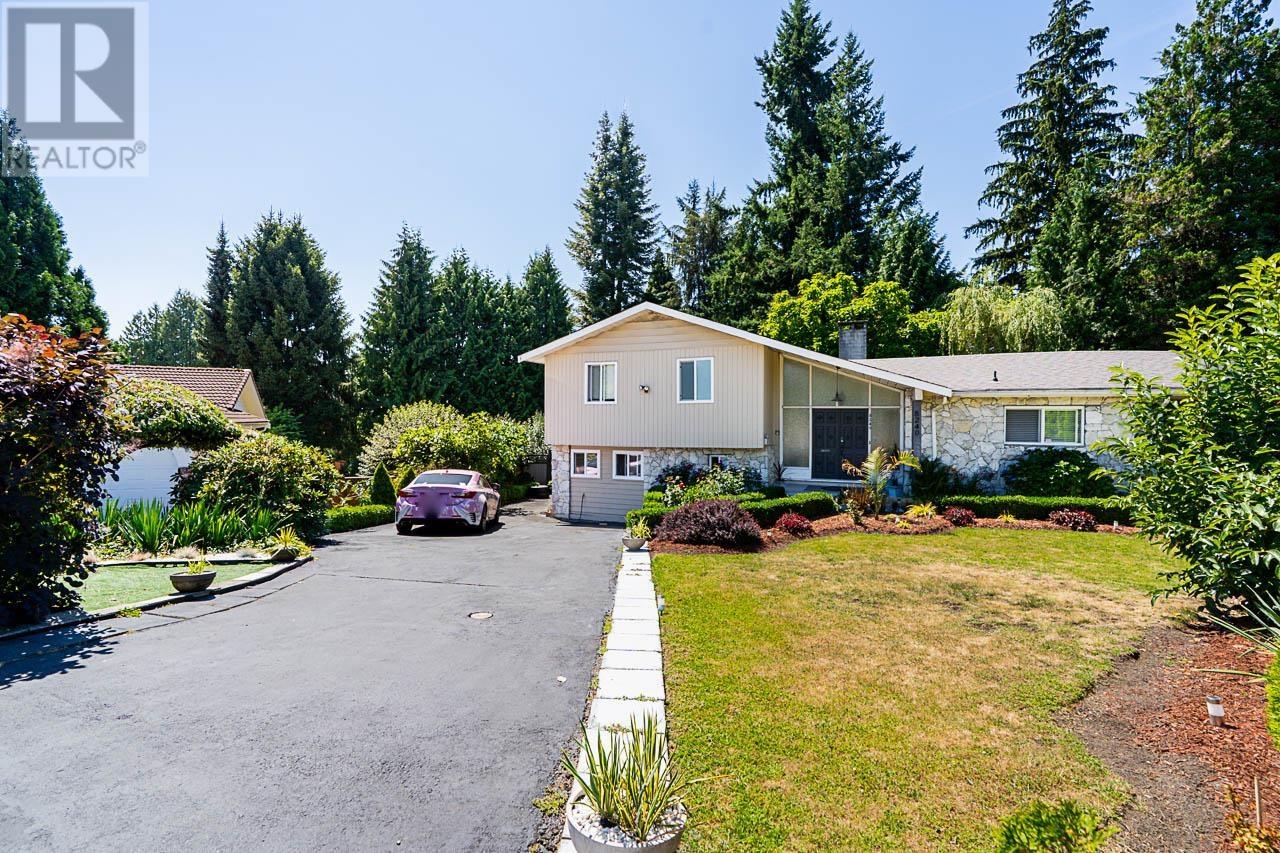 Photo 34 of 8240 Manson Drive, Burnaby BC