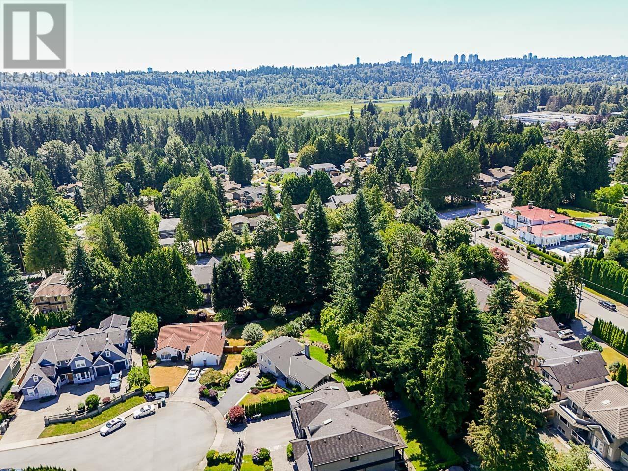 Photo 32 of 8240 Manson Drive, Burnaby BC