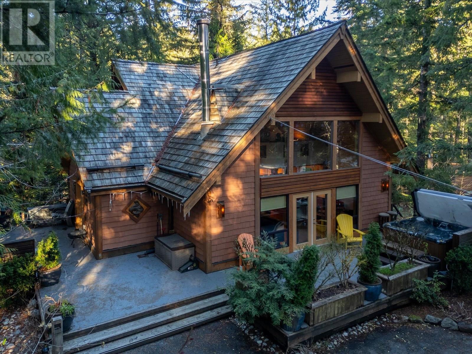 71 BLACK TUSK DRIVE, Whistler